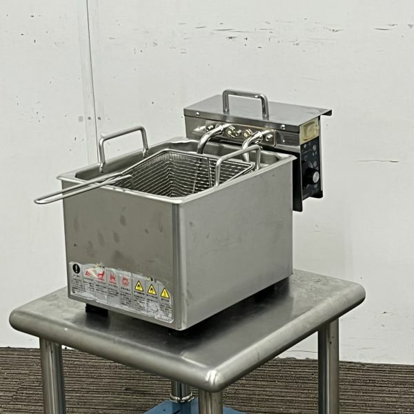 入荷しました！卓上電気フライヤーです！