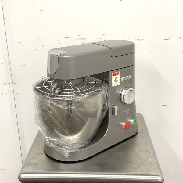 入荷しました!卓上ミキサーです!