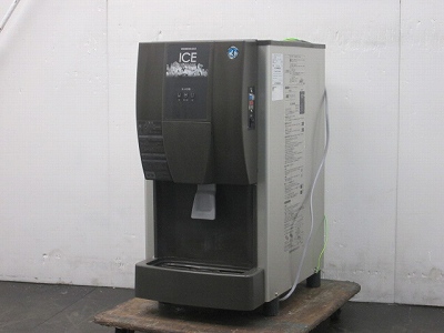 入荷しました!70kgチップアイスディスペンサーです!