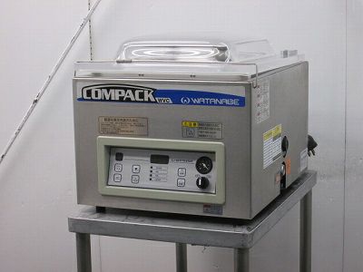 入荷しました!真空包装機です!