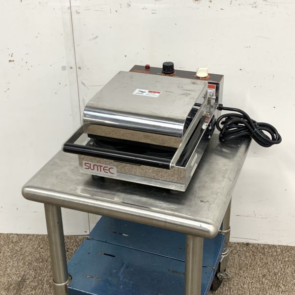 入荷しました!ドーナツメーカーです!