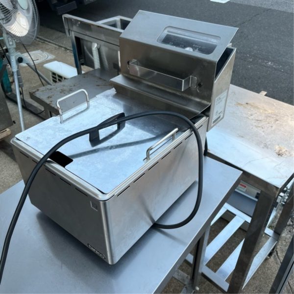 タニコー 卓上電気フライヤー TCFL-8B 2022年製 買取させていただきました！