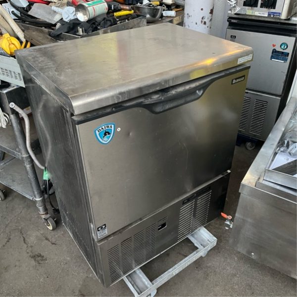 大和冷機 45kg製氷機 DRI-45LME 2016年製 買い取りさせていただきました！