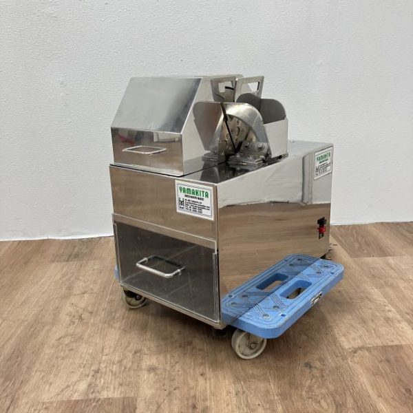 入荷しました!鰹削り器です!