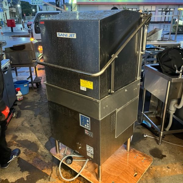 サニジェット 食器洗浄機 SD82E6B 2022年製 買い取りさせていただきました！