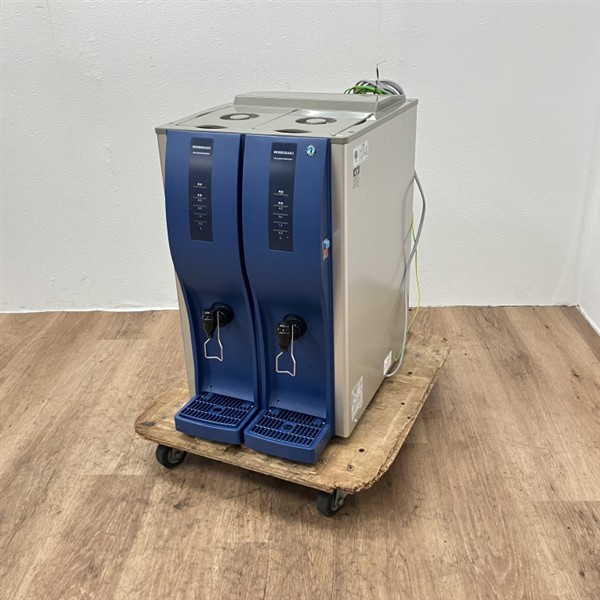 入荷しました!コールドドリンクディスペンサーです!