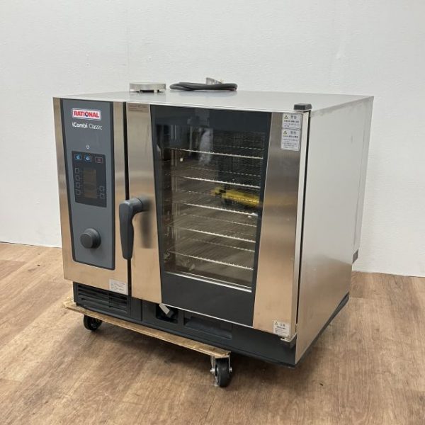 入荷しました!架台付き 電気スチームコンベクションオーブンです!