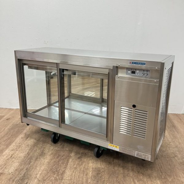 入荷しました!卓上冷蔵ショーケースです!