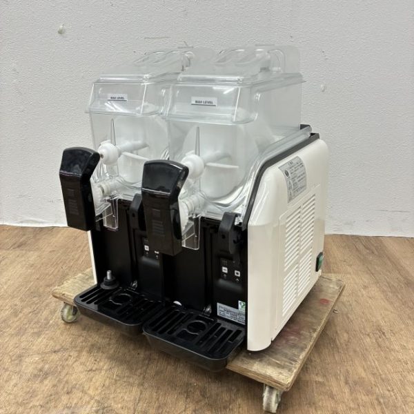 入荷しました!グラニータマシンです!