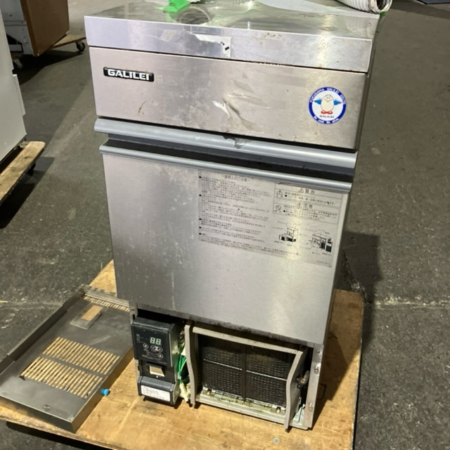 フクシマガリレイ 25kg製氷機 FIC-A25KT3 2022年製 買取させて頂き