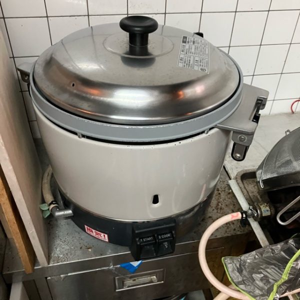 リンナイ ガス炊飯器 RR-300CF 2021年製 買取させていただきました！