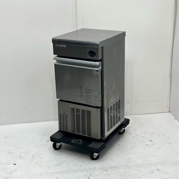 パナソニック 25kg製氷機 SIM-AS2500 2025年製 買取させていただきました！