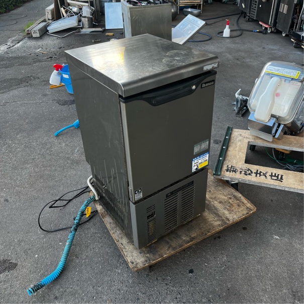 【中古】業務用製氷機 25L 大和冷気 中古】製氷機 25kg 大和冷機 DRI-25LME 幅398×奥行450×高さ800