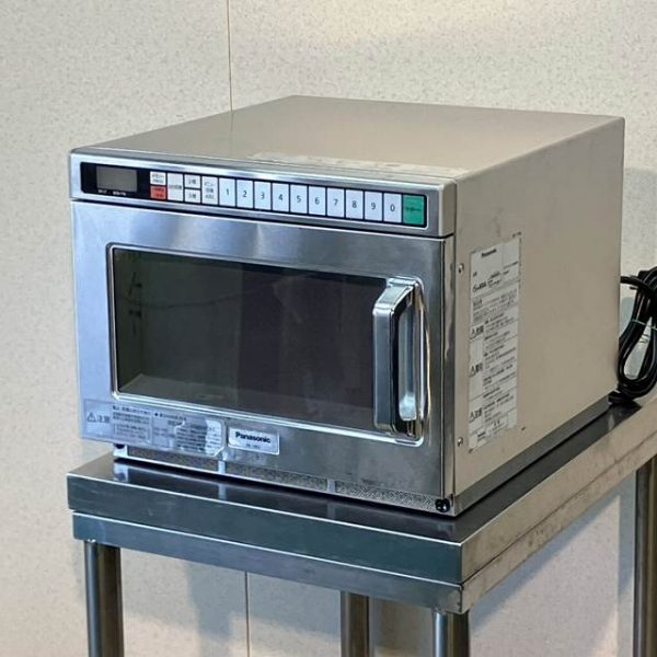 入荷しました!業務用電子レンジです!