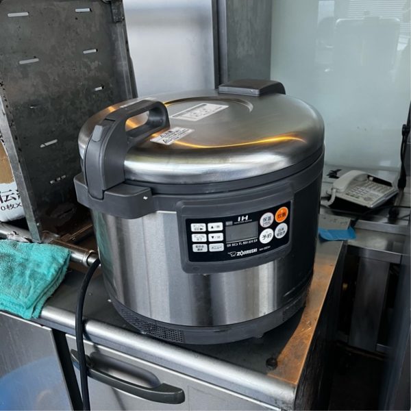 象印 IH炊飯ジャー NH-GE54 2019年製 買取させていただきました！