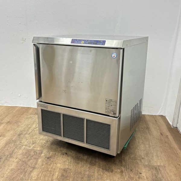 入荷しました!クイックチラーです!