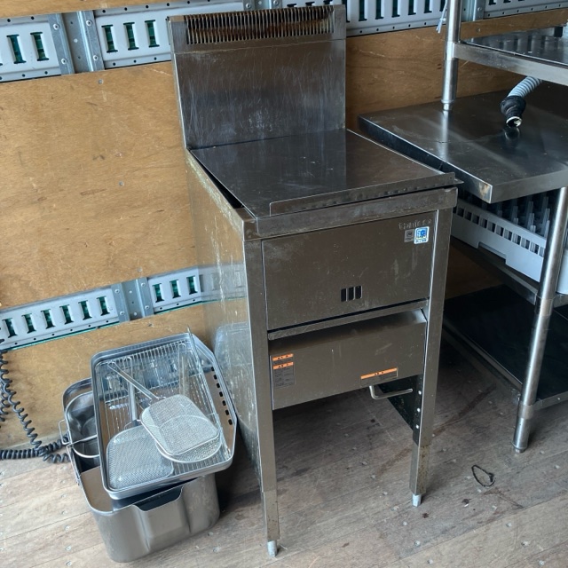 タニコー ガスフライヤー LPガス TGFL-B43C 2023年製 買取させていただきました！