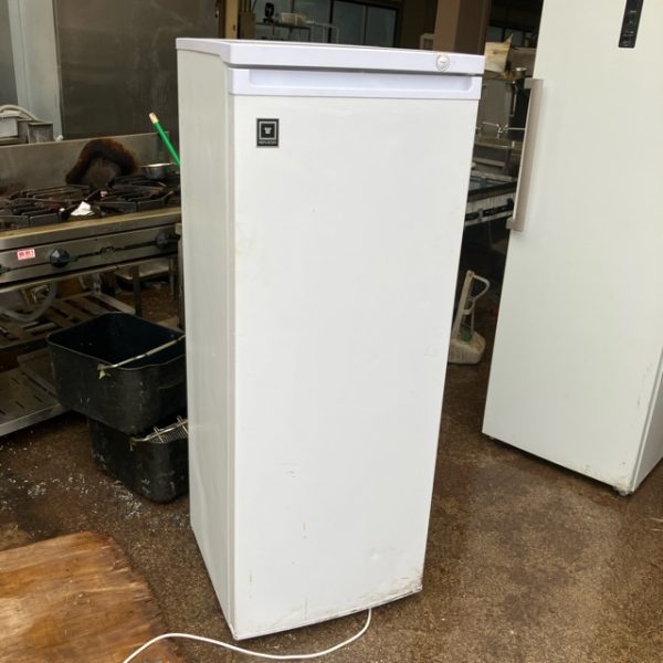 レマコム アップライトフリーザー RCY-T193 2023年製 買取させていただきました！