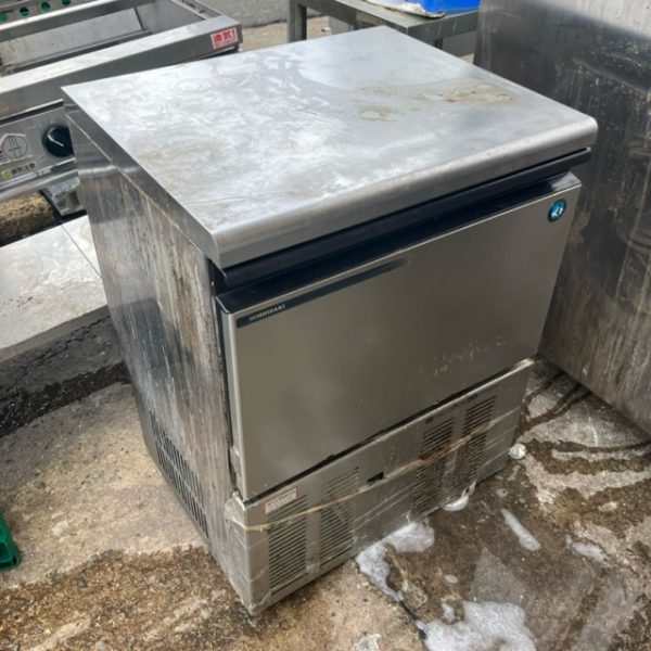 ホシザキ 55kg製氷機 IM-55M-2 2021年製 買取させていただきました！