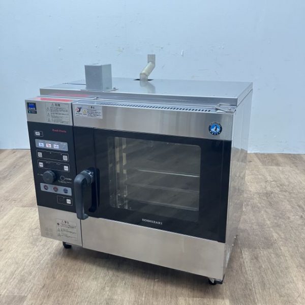 入荷しました!ガス式スチームコンベクションオーブンです!