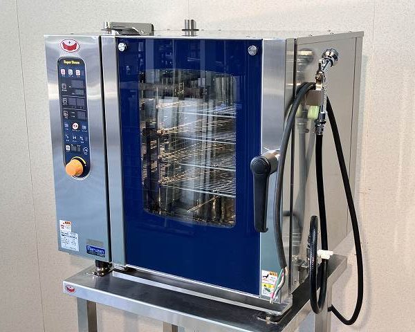 入荷しました!スチームコンベクションオーブンです!