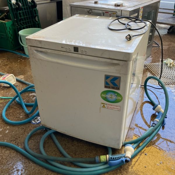 日本フリーザー 小型冷凍庫ミニキューブ GX-823HC 2020年製 買取させていただきました！