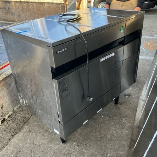 フクシマガリレイ 95kg製氷機 FIC-95KTX 2024年製 買取させていただきました！