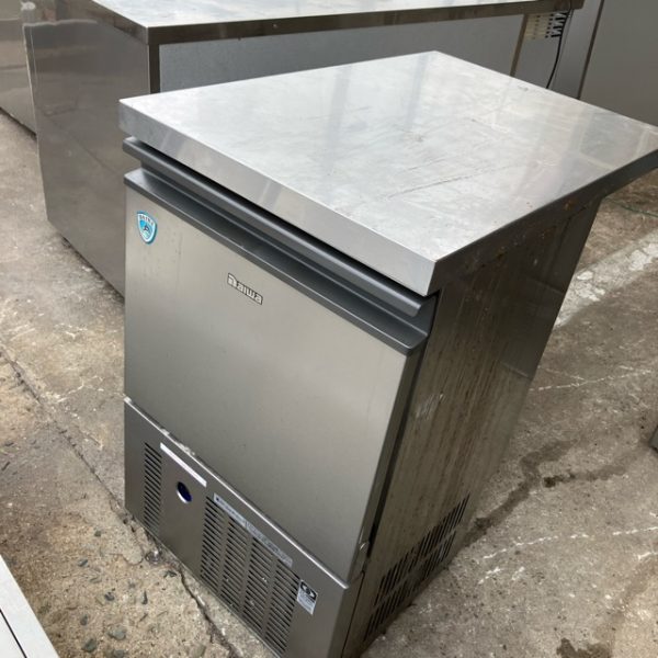 大和冷機 35kg製氷機 DRI-35LMF 2025年製 買取させていただきました！