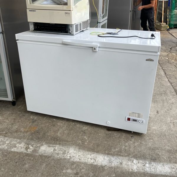 テンポスバスターズ 冷凍ストッカー TB3A-368-AC 2024年製 買取させていただきました！