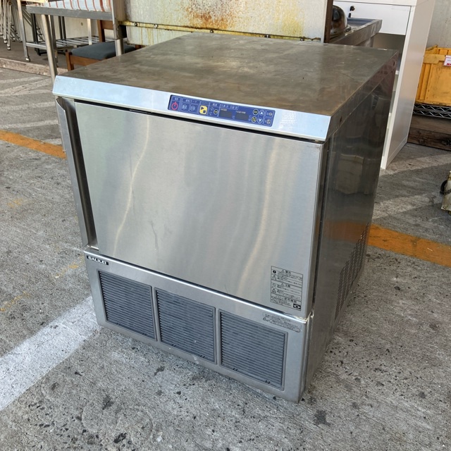 フクシマガリレイ クイックチラー QXF-005BC5 2021年製 買取させていただきました！