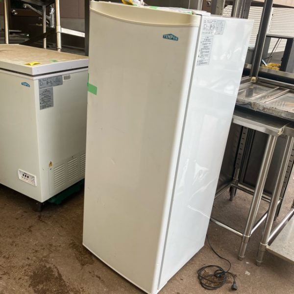 テンポスバスターズ 冷凍ストッカー TBUF-152-RH 2020年製 買取させていただきました！