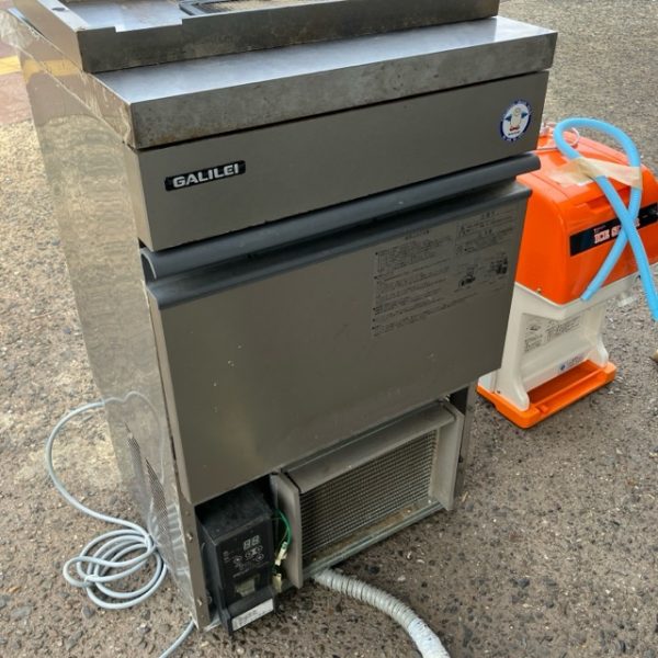 フクシマガリレイ 35kg製氷機 FIC-A35KT5 2022年製 買取させていただきました！