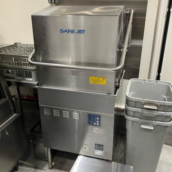 サニジェット 食器洗浄機・ドアタイプ SD82E6B 2025年製 買取させていただきました！