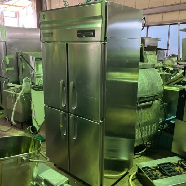 ホシザキ 縦型冷凍冷蔵庫 HRF-90LAT 2021年製 買取させていただきました！