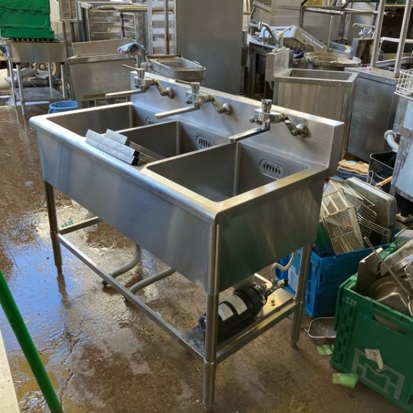 3槽シンク　1500×600 買取させていただきました！