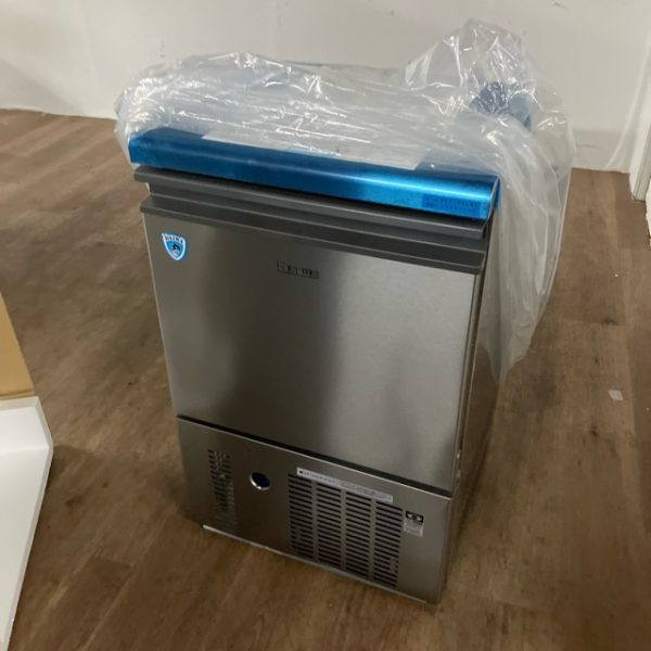大和冷機 35kg製氷機 DRI-35LMF 2024年製 買取させていただきました！