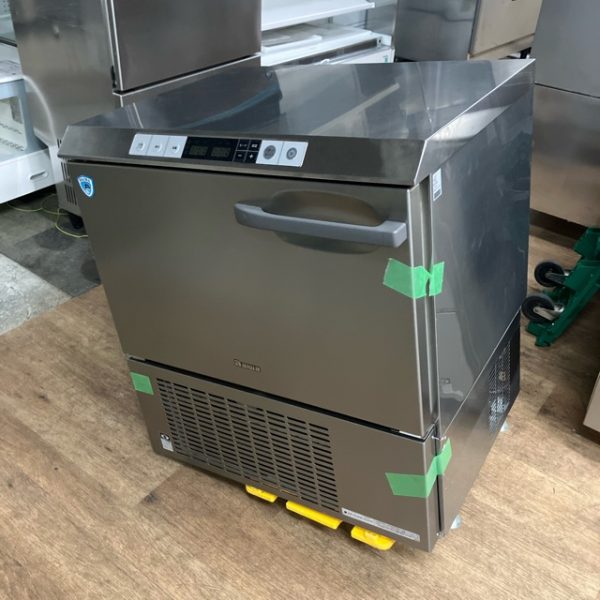 大和冷機 ブラストチラー DBC-050V3 2021年製 買取させていただきました！