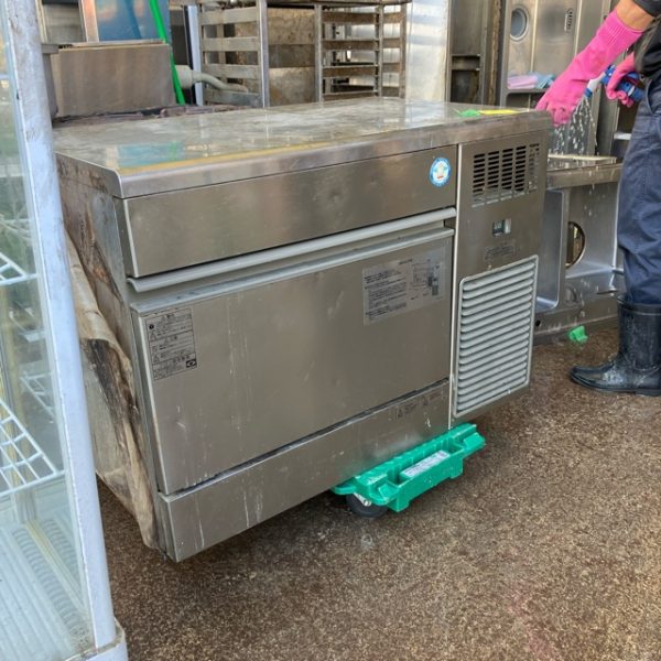 フクシマガリレイ 95kg製氷機 FIC-A95KT 2015年製 買取させていただきました！