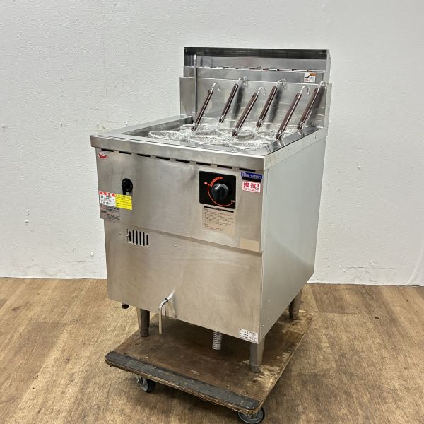 入荷しました!ガス生めん用麺釜です!