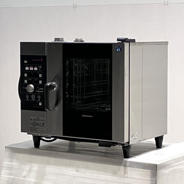 入荷しました!電気スチームコンベクションオーブンです!