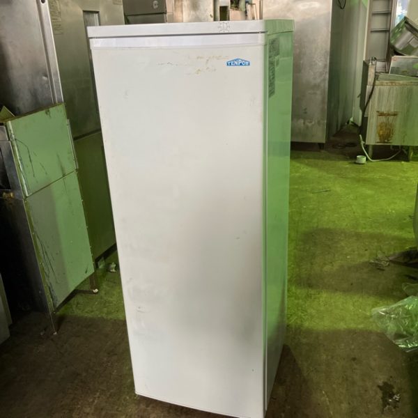 テンポスバスターズ アップライトフリーザー TBUF-168-RH 2022年製 買取させていただきました！