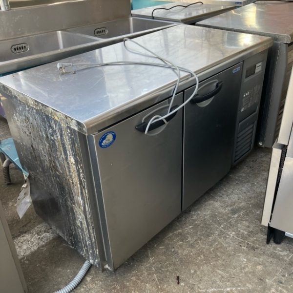パナソニック 冷凍冷蔵コールドテーブル SUR-K1261CA-R 2019年製 買取させていただきました！
