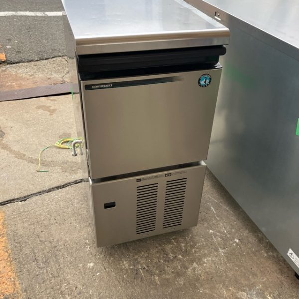 ホシザキ 25kg製氷機 IM-25M-2 2023年製 買取させていただきました！