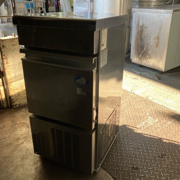 パナソニック 25kg製氷機 SIM-S2500B 2019年製 買取させていただきました！