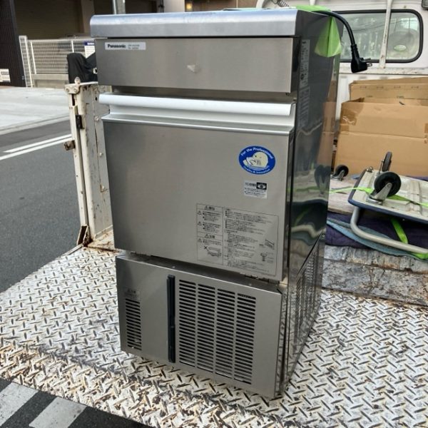 パナソニック 25kg製氷機 SIM-AS2500 2023年製 買取させていただきました！