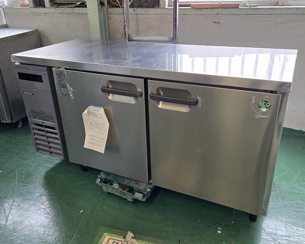 入荷しました!冷凍コールドテーブルです!