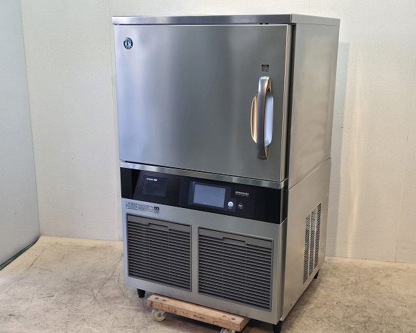 入荷しました!ブラストチラー＆ショックフリーザーです!