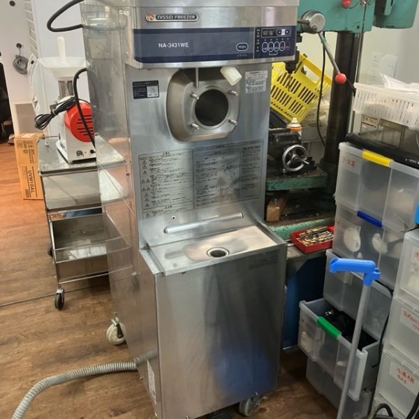 ソフトクリームマシン　ニッセイ　NA-3431WE　2019年製 買取させていただきました！