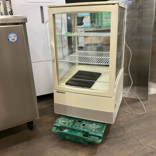 パナソニック 卓上4面ガラス冷蔵ショーケース SMR-C65F 2016年製 買取させていただきました！