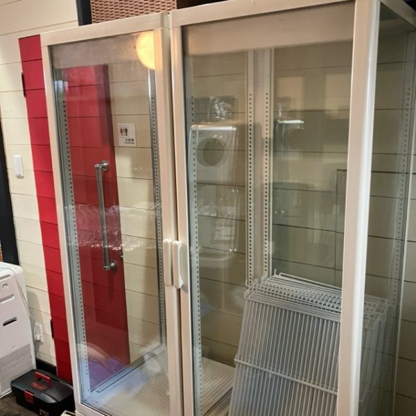 パナソニック 4面ガラス冷蔵ショーケース SSR-561N 2018年製 買取させていただきました！